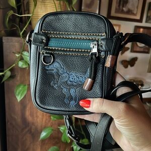 Coach Dylan 10 Redy Crossbody